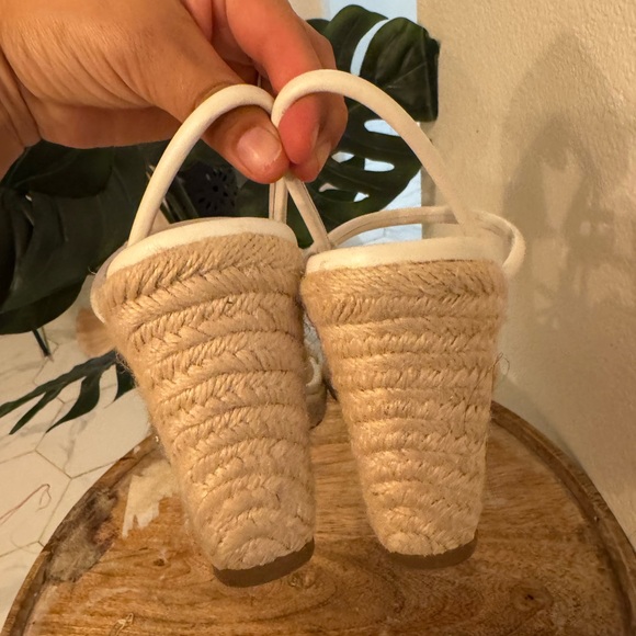 Steve Madden Tan Wedge Sandals - Picture 8 of 9